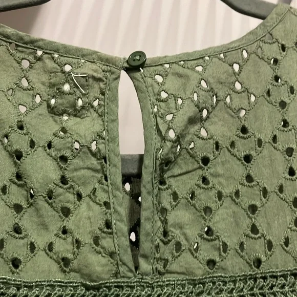 Gap Women's Size Small Green Eyelet Shift Pattern Dress With Pockets - Picture 10 of 12